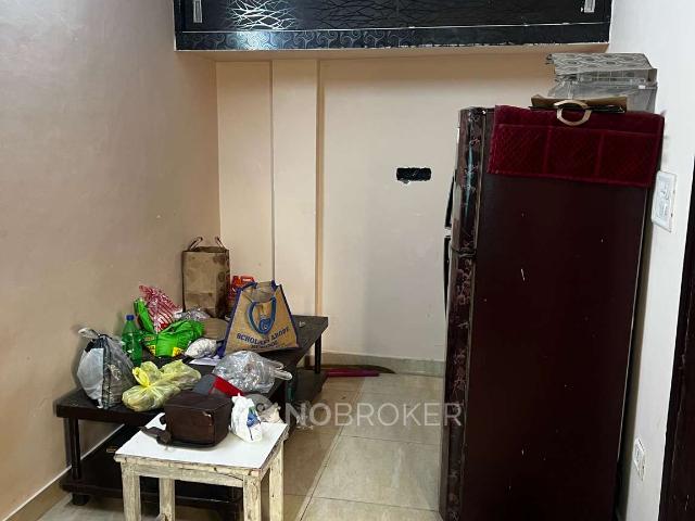 1 BHK Flat In Sb for Rent In Sector 62a