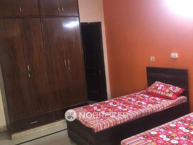 1 BHK Flat In Sd for Rent In Sector 38