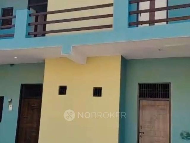 1 BHK Flat In Shanti Bhawan for Rent In Roza Jalalpur