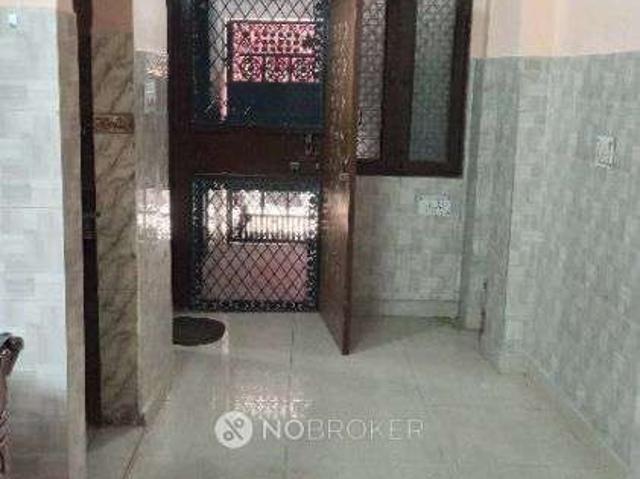 1 BHK Flat In Sharma Building for Rent In Mayur Vihar