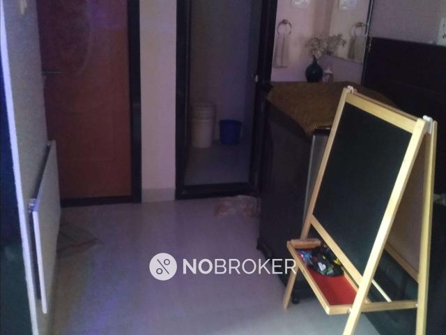 2 BHK Flat In Sheetal Plaza For Sale In Kurla West
