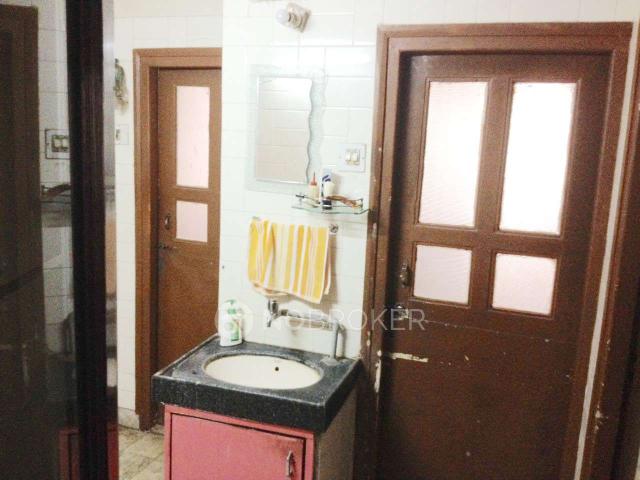 1 BHK Flat In Shree Ram Kutir For Sale In Malad West