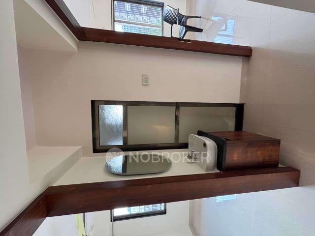 1 BHK Flat In Shree Ram Prasdad for Rent In, Andheri West