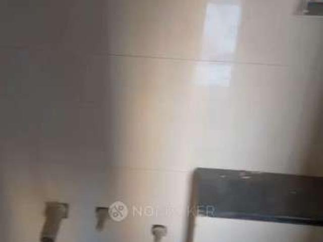 1 BHK Flat In Shreeji Plaza, Malad West For Sale In Malad West