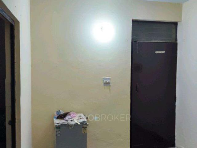 1 BHK Flat In Shri Ram Apartment for Rent In Shri Ram Apartment