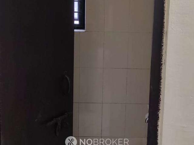1 BHK Flat In Shri Ram Apartment, Sector 118 for Rent In S