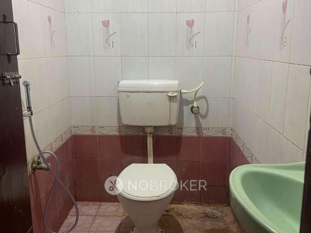 1 BHK Flat In Sivakumar Flats For Sale In Mandavelipakkam