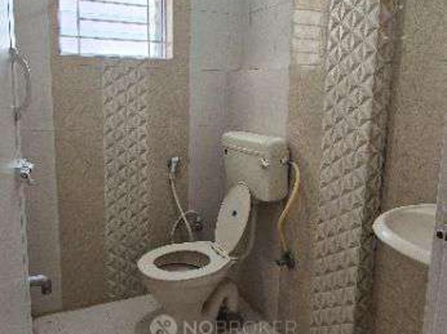 1 BHK Flat In Slv Nilaya for Rent In 6471, Tavarekere, Rama