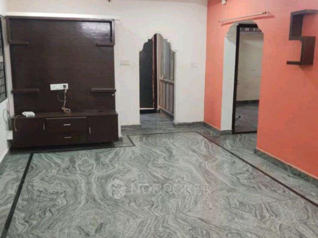 1 BHK Flat In Sri Dhanam Nilayam for Rent In Gachibowli