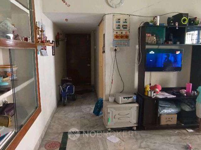 1 BHK Flat In Sri Sailam Flats for Rent In Chrompet Railway Station