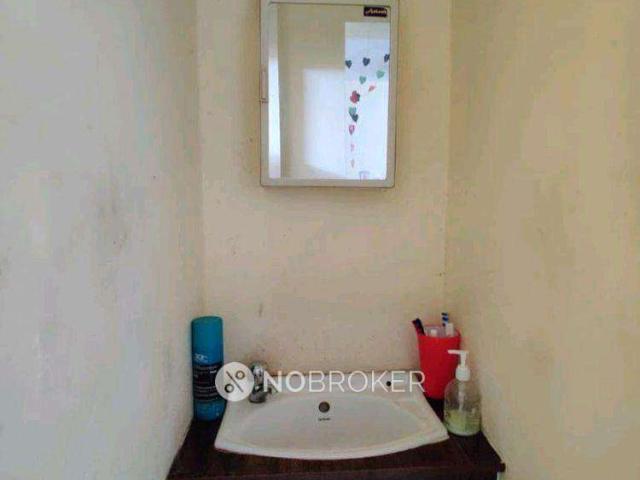 1 BHK Flat In Tnhb Lig Flat For Sale In Sholinganallur