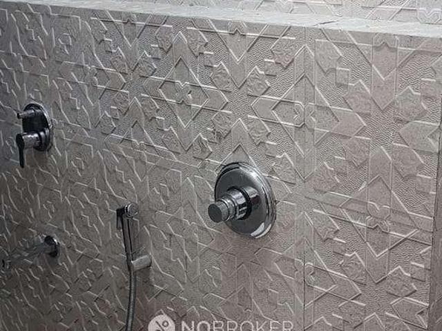 1 BHK Flat In Uk Iridium For Sale In Kandivali East, Mumbai
