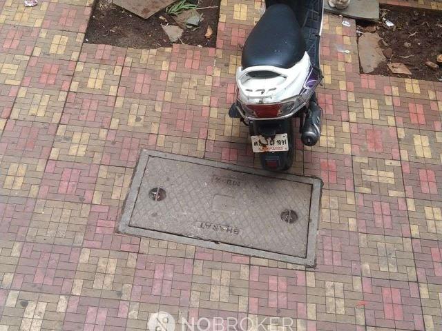 1 BHK Flat In Vikrant Building For Sale In Kurla West
