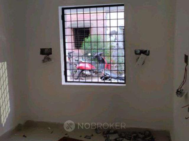 1 BHK Flat In Xu 1, Block E for Rent In Sector Xu 1