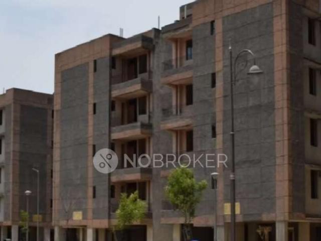 1 BHK Flat In Yamuna Expressway Authorit For Sale In Yamuna