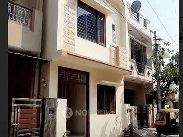 2 BHK Flat In 2 Room Block M Ground Floor Nit 5 Near Dayanand Girls Collage Faridabad for Rent In Kl Mehta Road