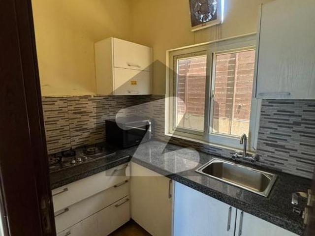 1 BHK Fully Furnished Apartment Available in Hamdan Heights I 8