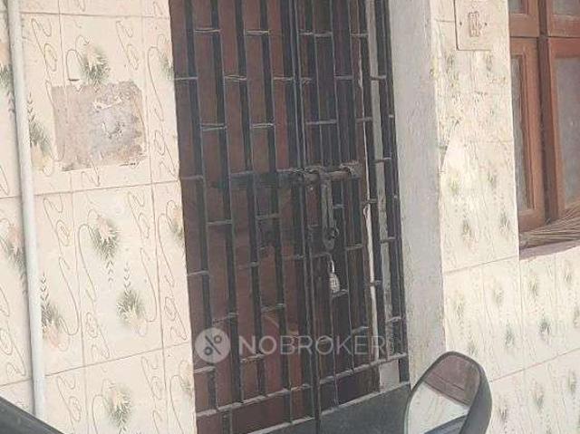 1 BHK House for Lease In Kodungaiyur