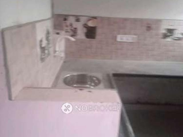 1 BHK House for Lease In Pallikaranai