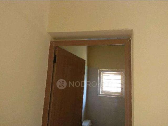 1 BHK House For Sale In Varadharaja Nagar