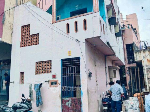 1 BHK House For Sale In No19, Krishnamoorthy Salai