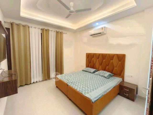 1 BHK House for Rent In 430, Saraswati Kunj Rd, Iilm Instit