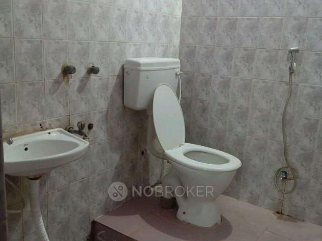 1 BHK House for Rent In Tnhb Colony
