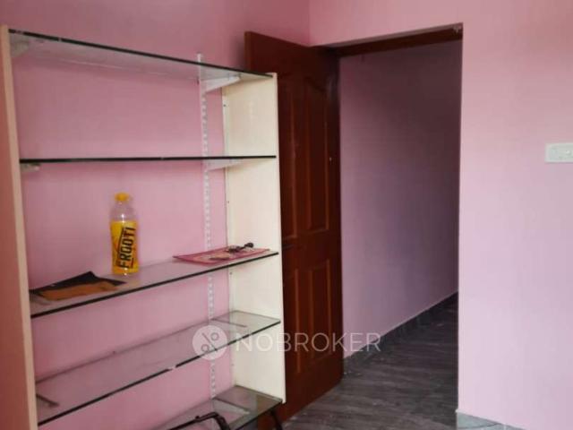 1 BHK House for Rent In, Vellakkal