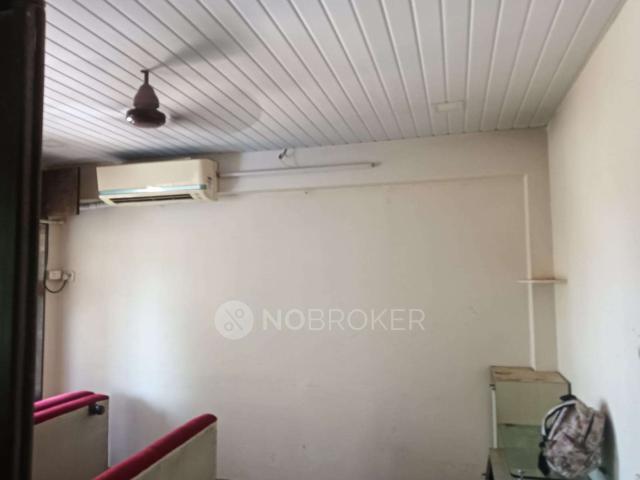 1 BHK House for Rent In Bandra West
