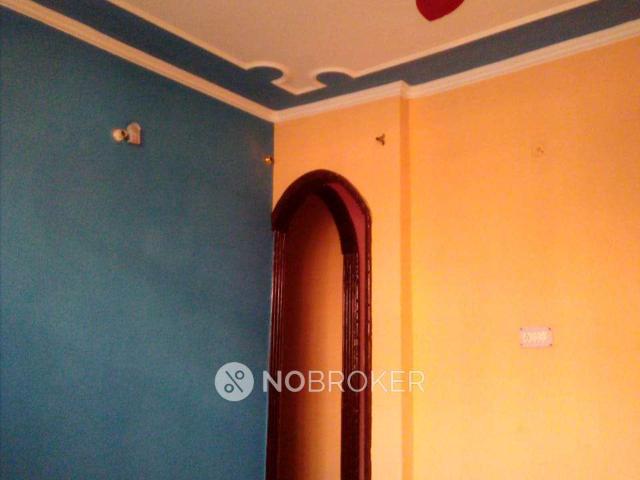 1 BHK House for Rent In Beta Ii