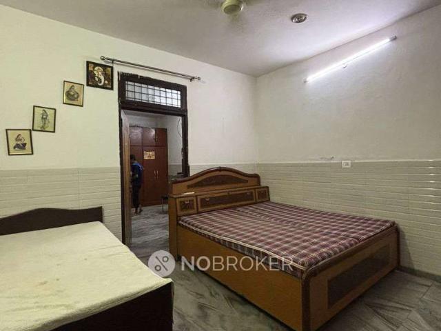 1 BHK House for Rent In Chowk