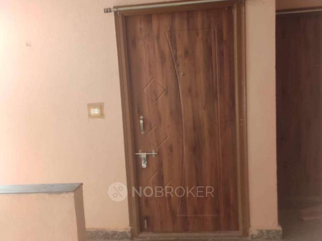 1 BHK House for Rent In Crossroad