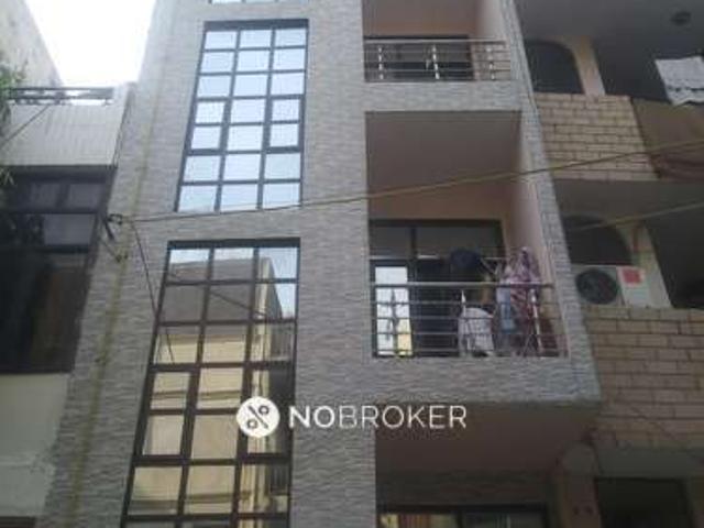 1 BHK House for Rent In East Of Kailash