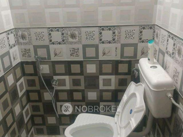 1 BHK House for Rent In H5mf+mvq, Near Atal Sr Sec School, Moti Bagh 1, Block G, Moti Bagh, New Delhi, 110021, India