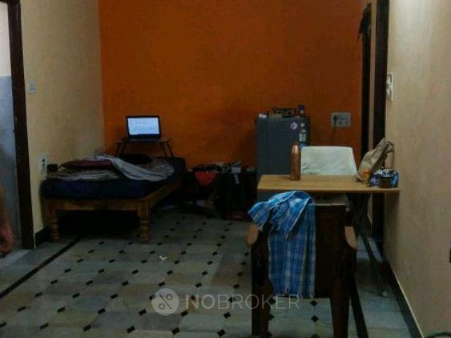 1 BHK House for Rent In Indiranagar
