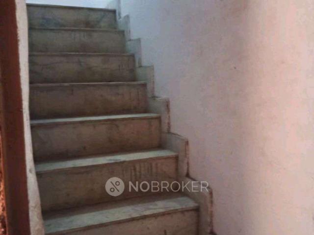 1 BHK House for Rent In Khirki Village