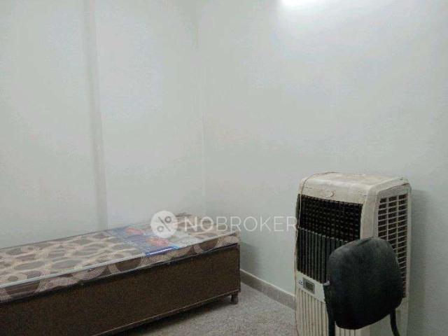 1 BHK House for Rent In Nehru Enclave Metro Gate No 5