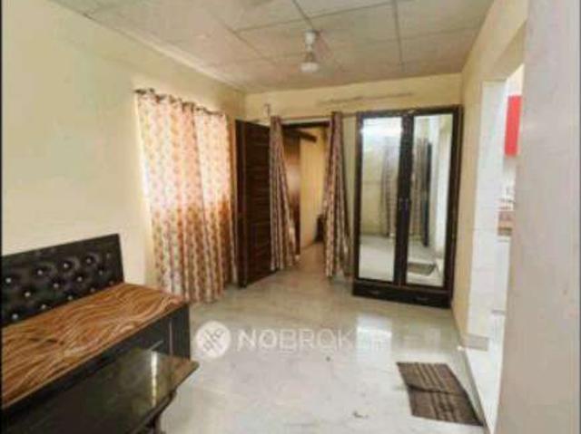 1 BHK House for Rent In P44w+5h3 Lp Block Park, Block Lp, Poorvi Pitampura, Delhi, 110034, India