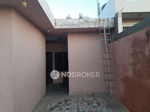 1 BHK House for Rent In Patel Nagar