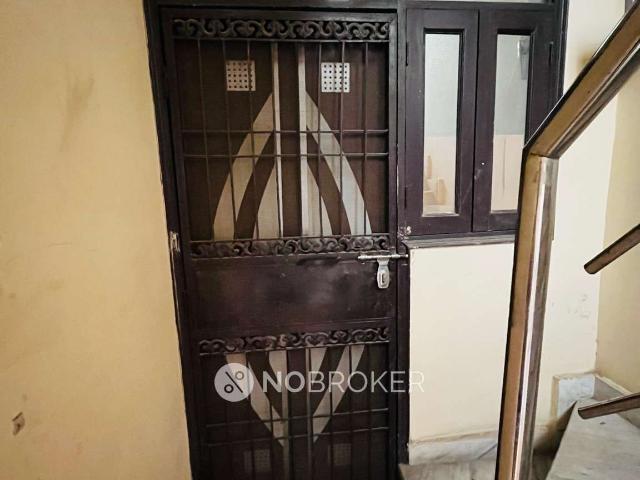 1 BHK House for Rent In Roshan Pura