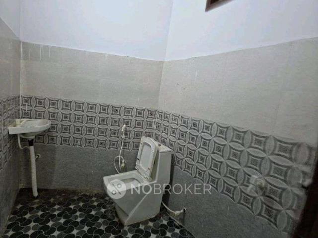 1 BHK House for Rent In Sec128