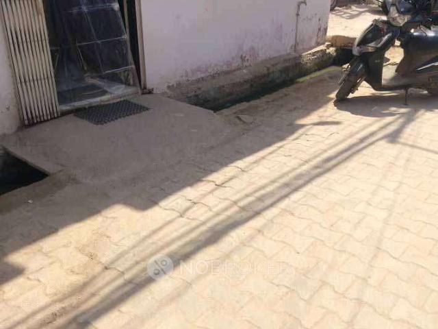 1 RK House for Rent In Sector 62