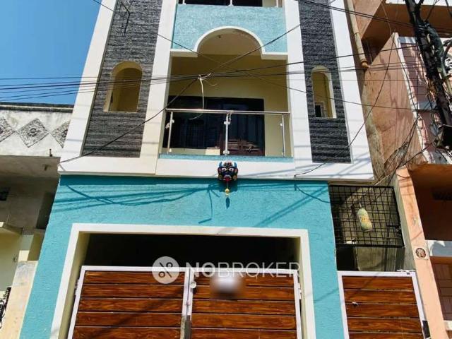 1 BHK House for Rent In Sithaphal Mandi