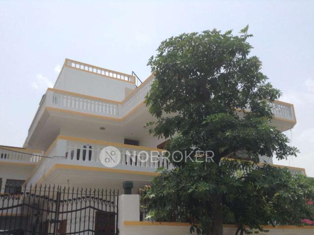 1 BHK In Independent Building for Rent In Sector 23