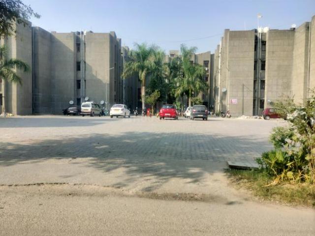 1 BHK Independent Builder Floor in MU II Greater Noida for resale Greater Noida. The reference number is 16977167