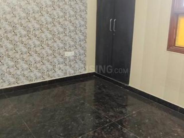 1 BHK Independent Builder Floor in Mahavir Enclave for rent New Delhi. The reference number is 20239608