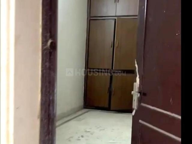 1 BHK Independent Builder Floor in Mansarover Garden for resale New Delhi. The reference number is 20632487