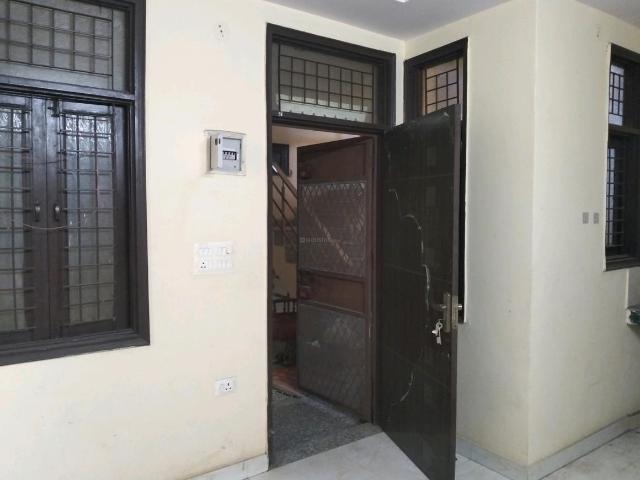 1 BHK Independent Builder Floor in Mayur Vihar Phase 1 for resale New Delhi. The reference number is 20444803
