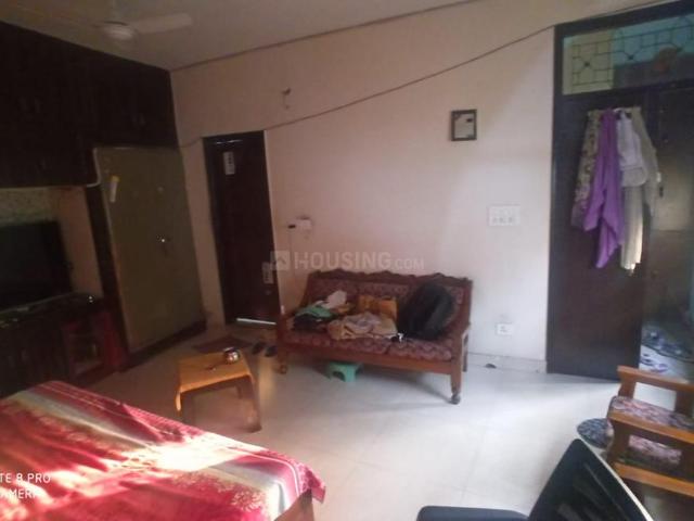 1 BHK Independent Builder Floor in New Friends Colony for rent New Delhi. The reference number is 20503128