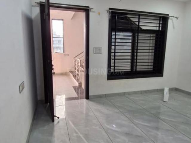 1 BHK Independent Builder Floor in Nipania for rent Indore. The reference number is 20706404
